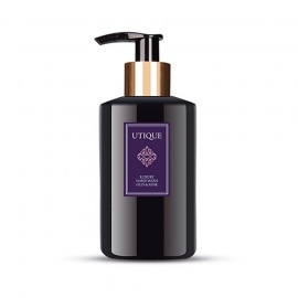 Oud & Rose